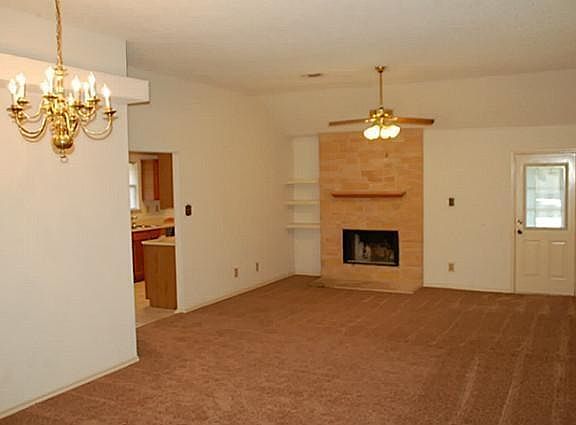 2nd image of 7109 Bentley Ave