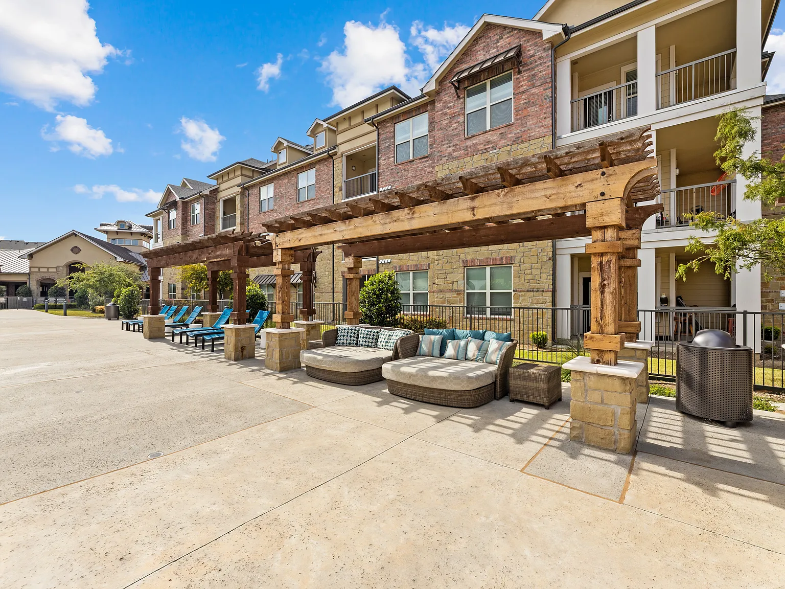 Auberge of Burleson — Photo 3