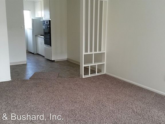 3rd image of 5041 1/2 Del Monte Ave
