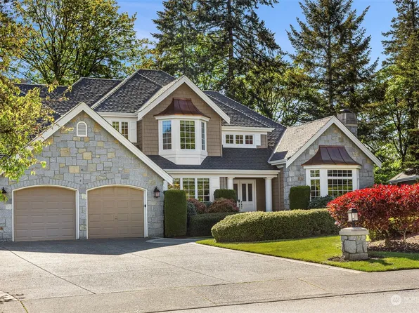 9023 139th Avenue SE, Newcastle, WA 98059