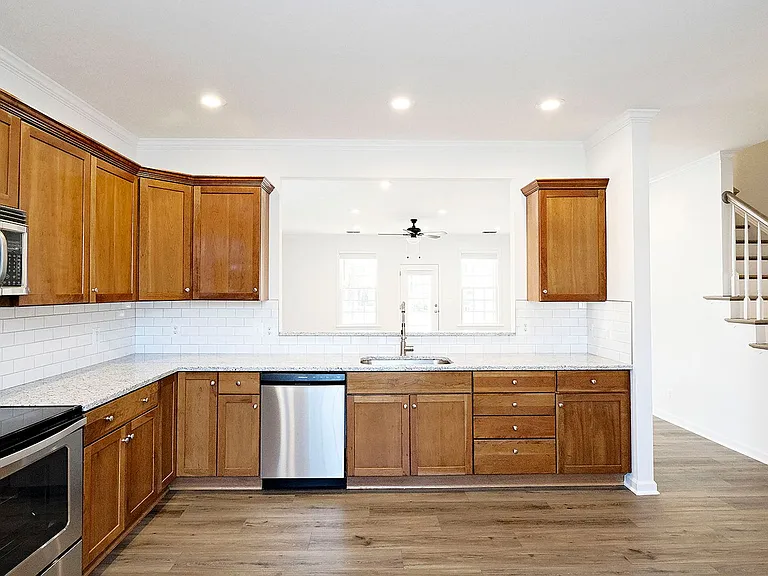 1721 Albemarle Pippin Ct — Photo 2