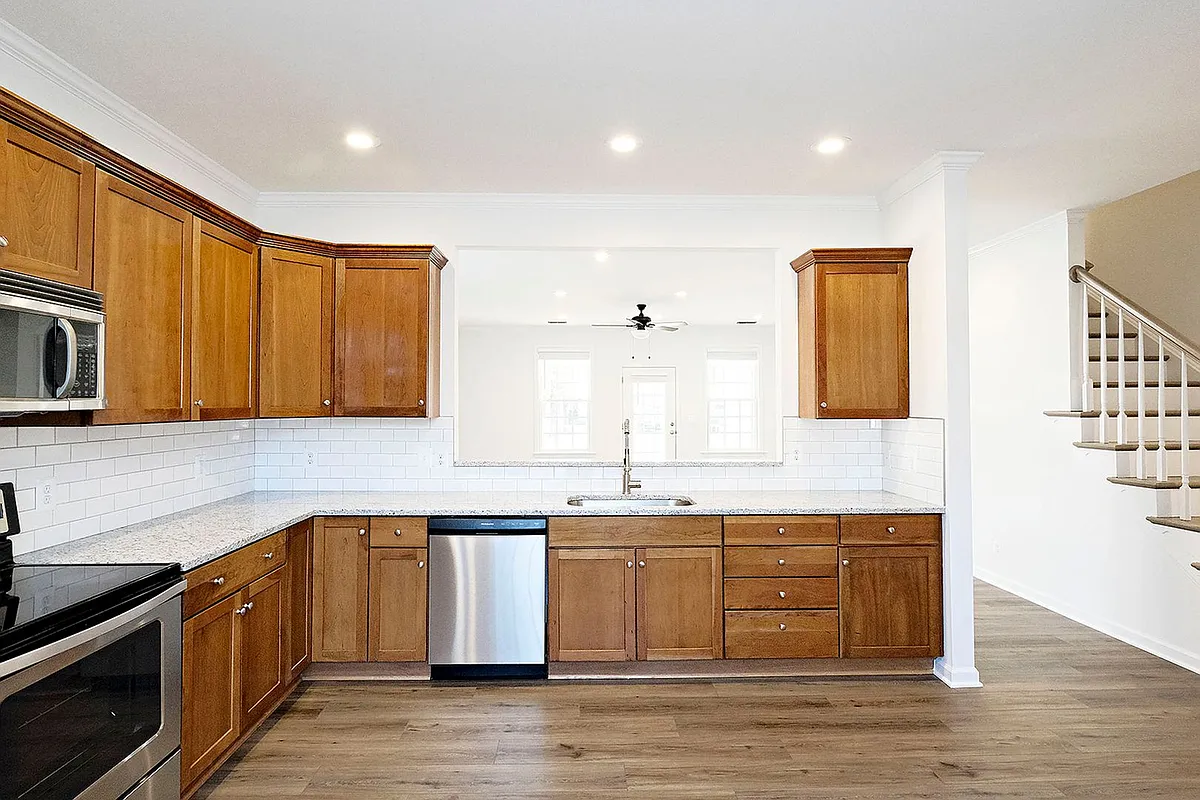 Building Photo - 1721 Albemarle Pippin Ct