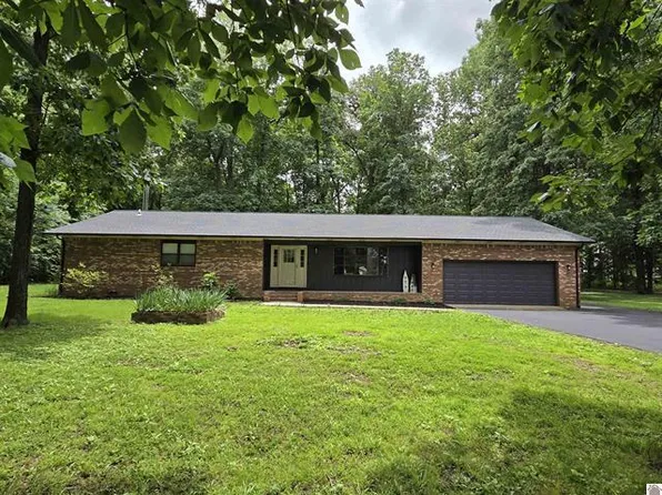 142 Hancock Ln, Benton, KY 42025