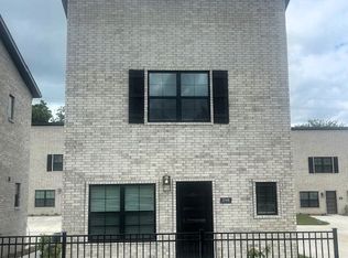 1494 W Cato Springs Rd, Fayetteville, AR 72701