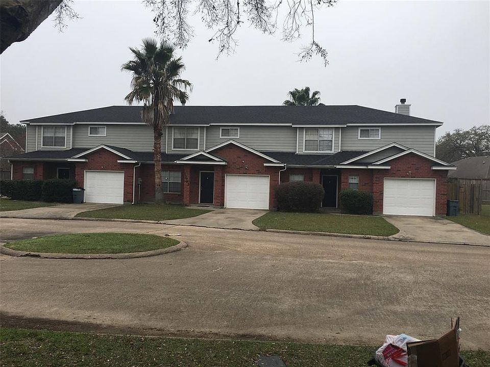 1st image of 11703 Emerald Hill Dr