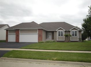 2421 Kobel Ct, Rockford, IL 61102