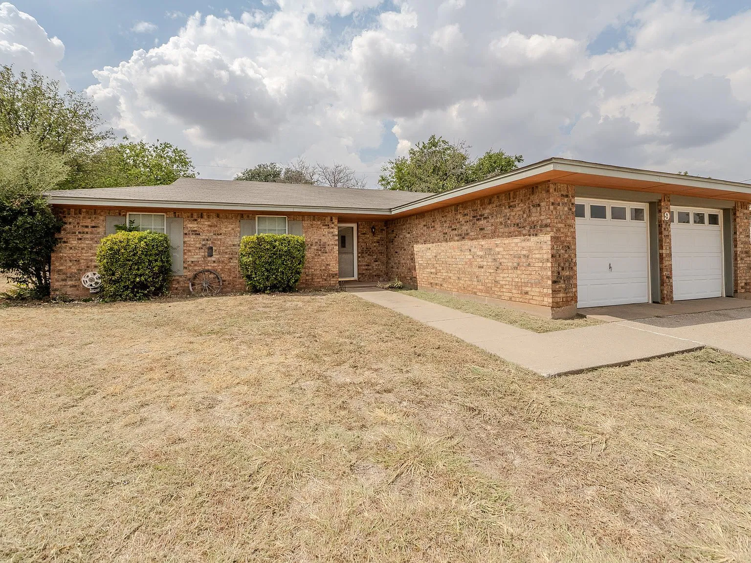 3 bed, 2.0 bath, 1535 sqft, $2,195 — Photo 3