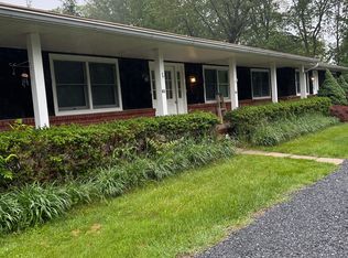 242 County Road 513 #4A, Glen Gardner, NJ 08826