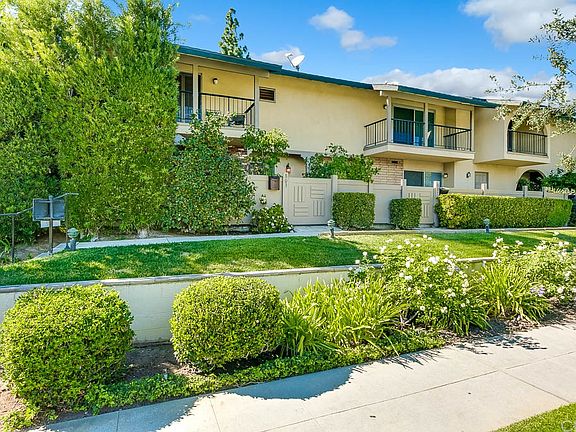 4th image of 803 N Altadena Dr