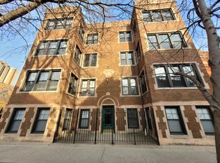 1059 N Oakley Blvd, Chicago, IL 60622