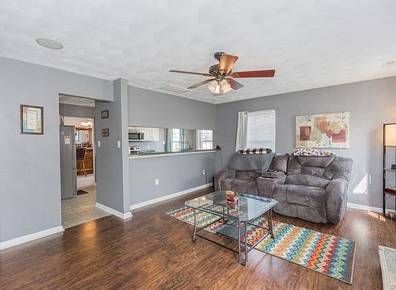 3rd image of 22452 Jordan Heights Dr