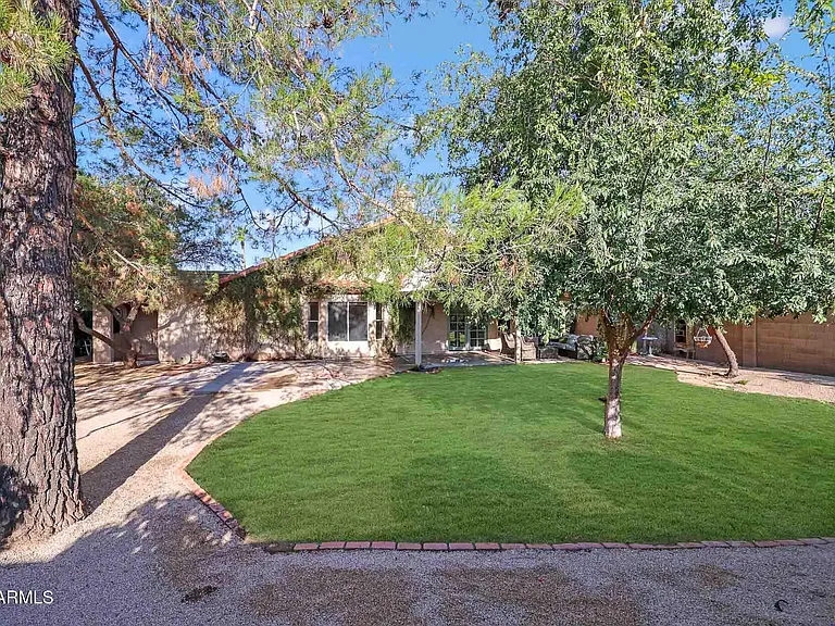 14215 N 56th Pl — Photo 40