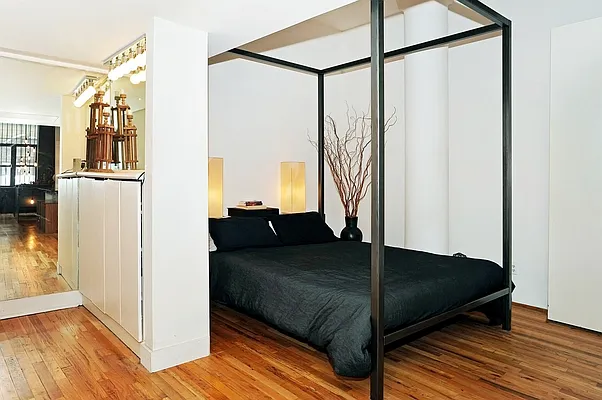 Sold by Corcoran | media 21