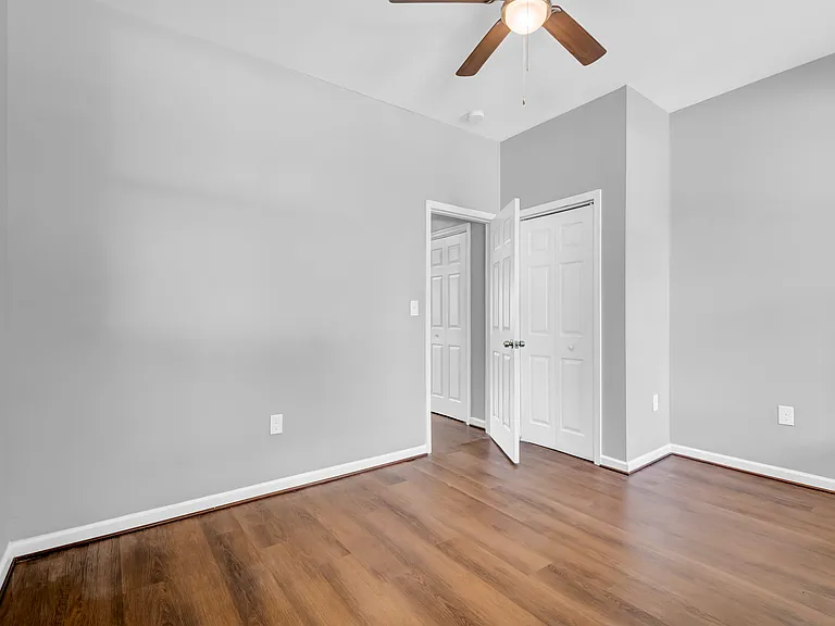 2103 Chelsea Ter #1 — Photo 20