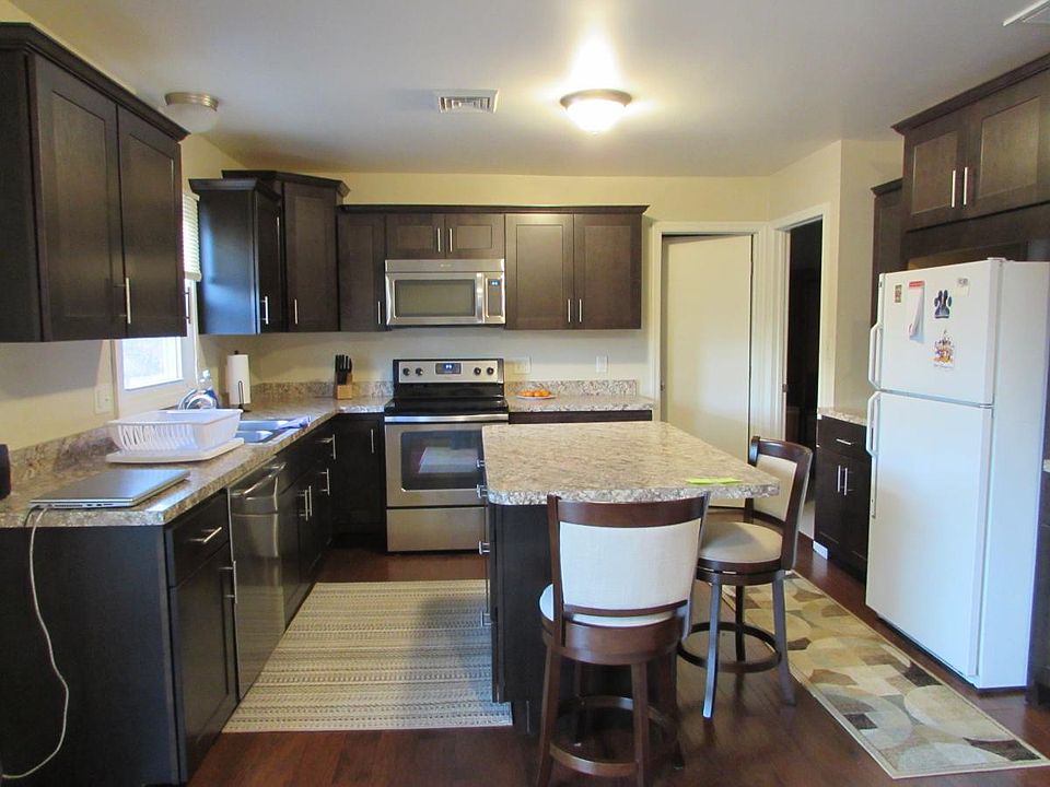 2nd image of 137 Robert Evans Way