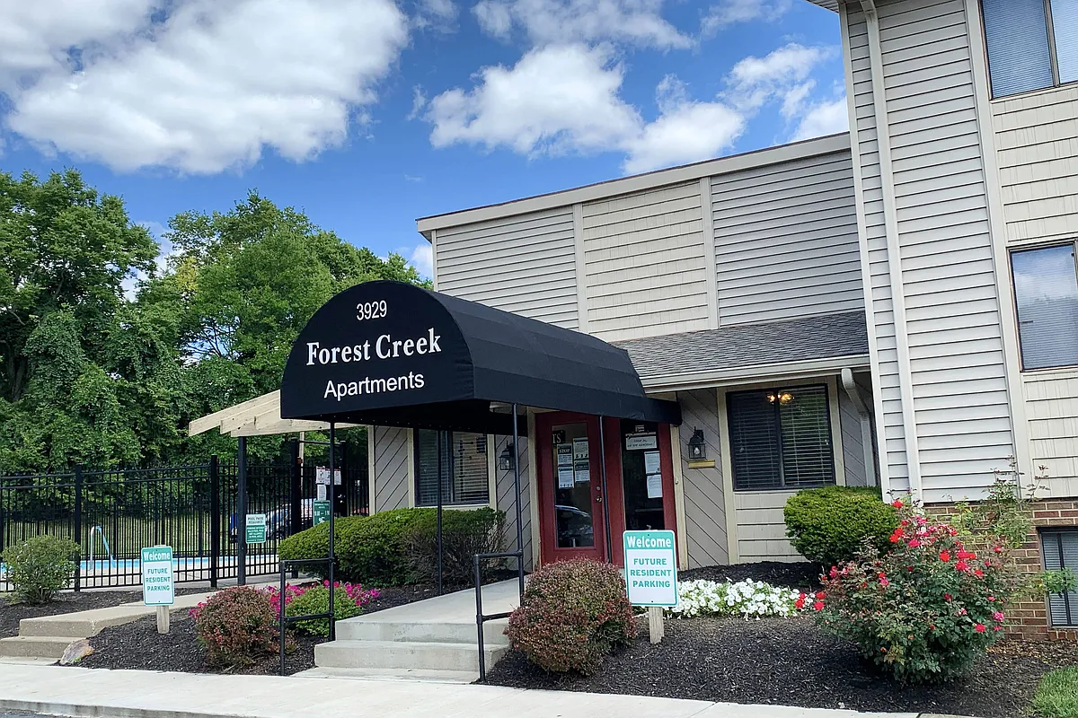 Building Photo - Forest Creek Apartments