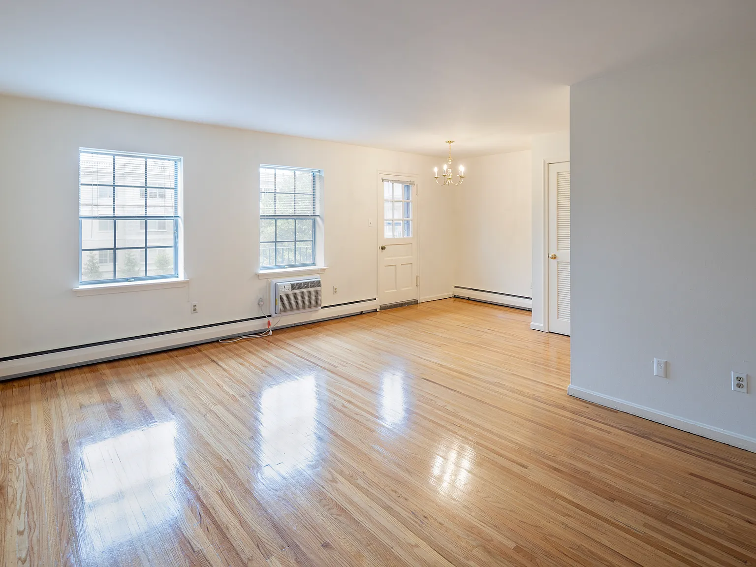 101 Mill Creek — Photo 3