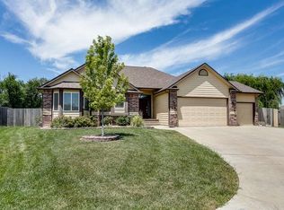 2019 S Stoneybrook Ct, Wichita, KS 67207