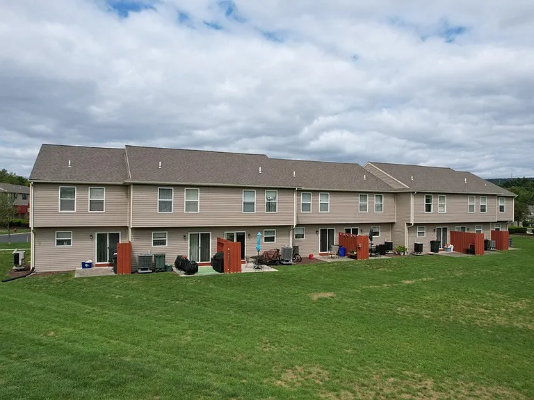 100 Georgetown Rd — Photo 31