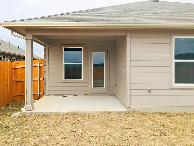 641 Golden Grove Pkwy — Photo 10