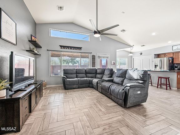 4th image of 17188 S Sienna Bluffs Trl