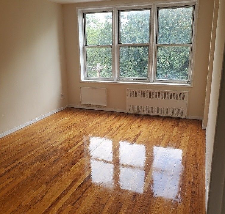 1st image of 60 Hamilton Ave APT 7D