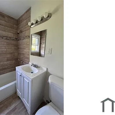 26040 Woodfield Rd — Photo 4