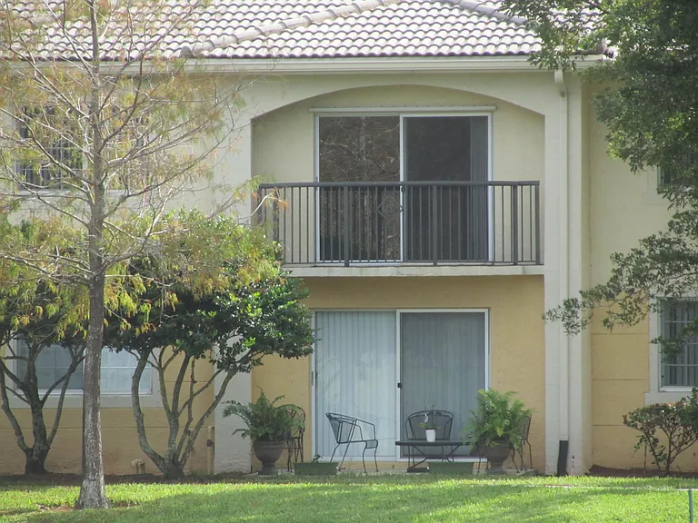700 Crestwood Ct S #704 — Photo 34