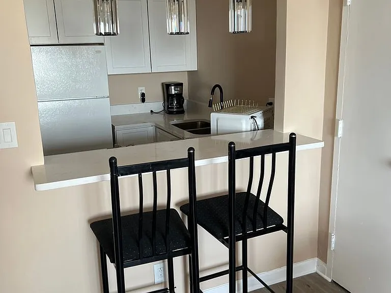 215 Piedmont Ave NE #1805 — Photo 4