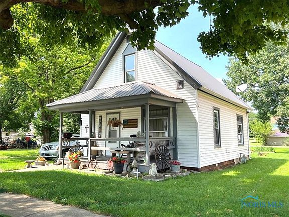 2nd image of 520 W Hicks St