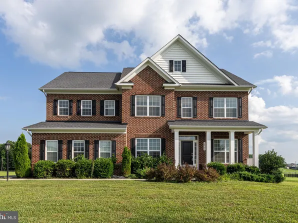 14782 Falconaire Pl, Leesburg, VA 20176