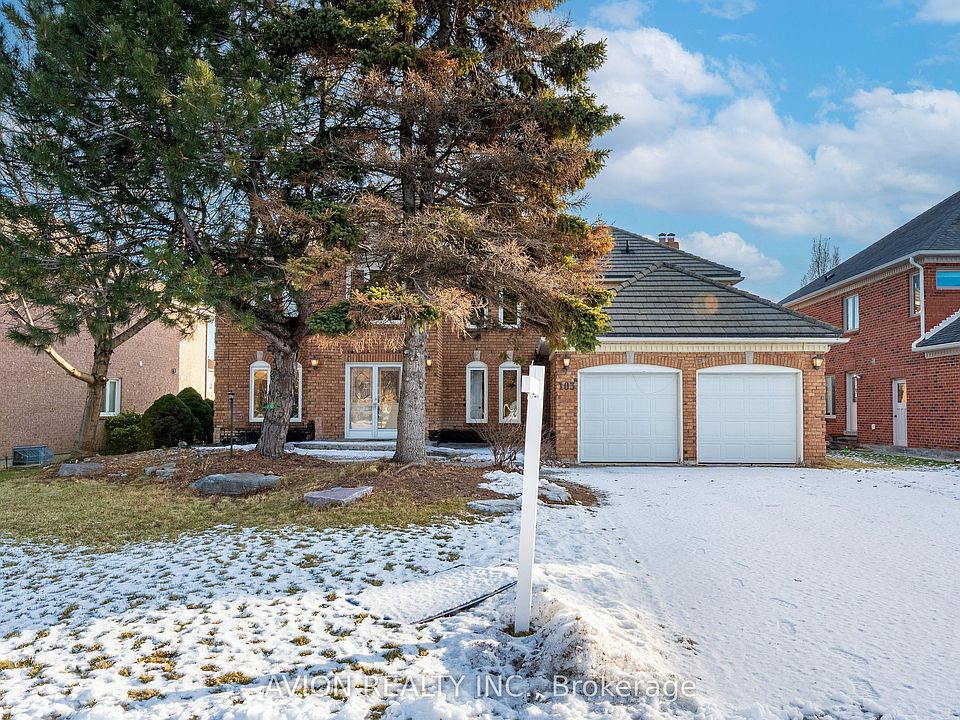 1st image of 103 Spadina Rd