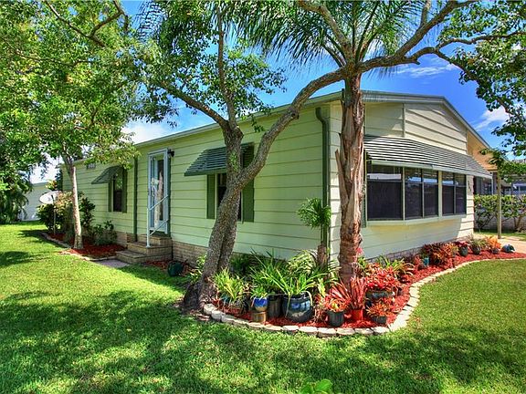 4th image of 355 Marlin Cir