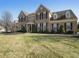 2017 Trowbridge Dr, Newtown, PA 18940