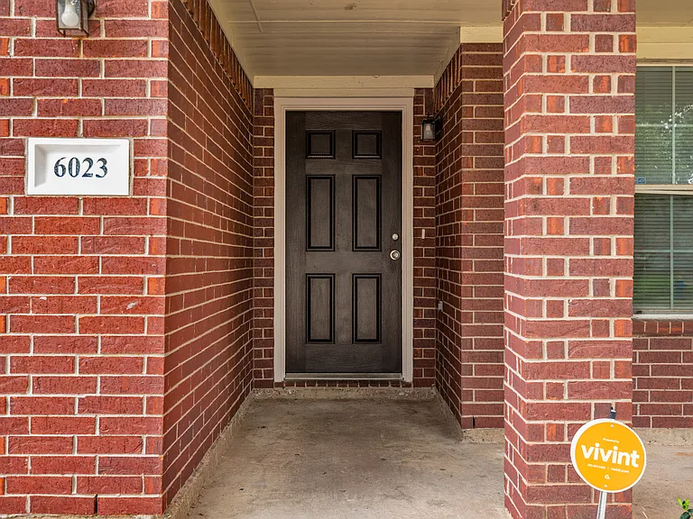 6023 Barany Ct — Photo 4