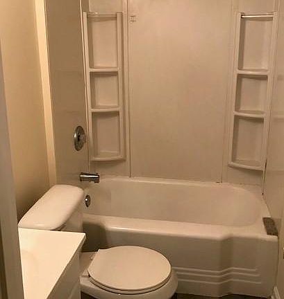 5th image of 36 Fairground Ave APT A