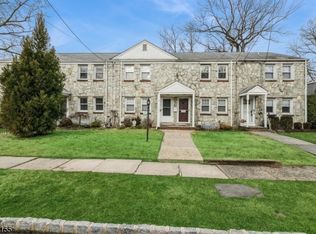 7 W End Pl, Cranford, NJ 07016