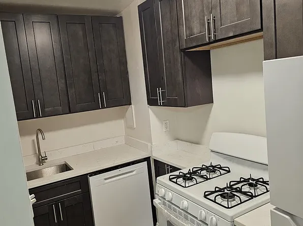 227 E 7th St APT 3H, Brooklyn, NY 11218