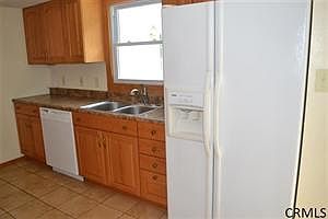 2nd image of 4 Gartner Dr