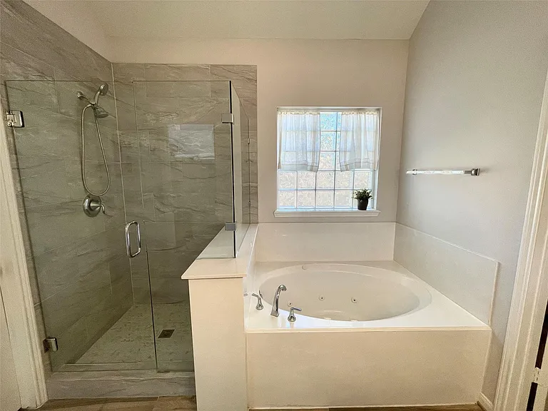 22626 Fanwick Dr — Photo 18
