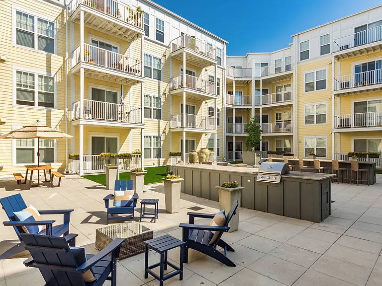 The Heights at Worthington Place — Photo 29