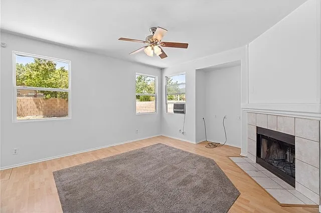 39221 Chantilly Ln — Photo 12