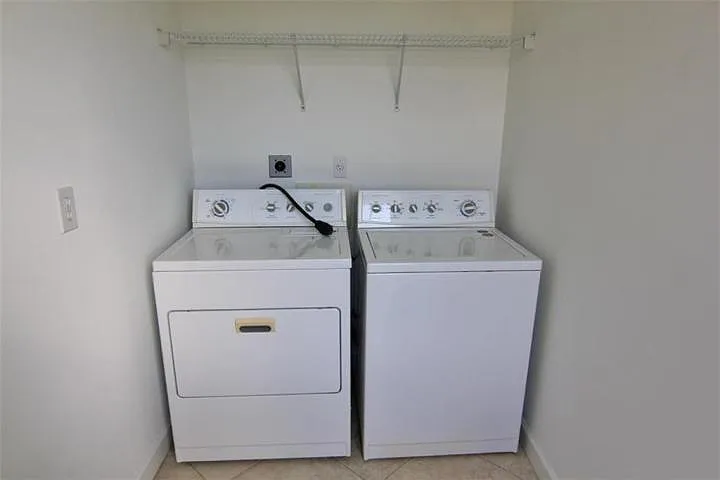 3485 SW Sawgrass Villas Dr #6-D — Photo 11