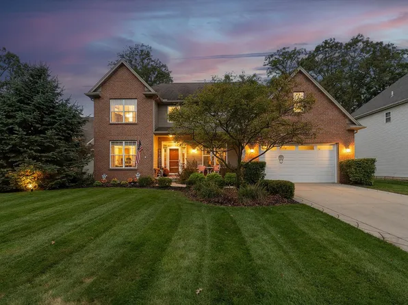 2449 White Aspen Rd, Sylvania, OH 43560