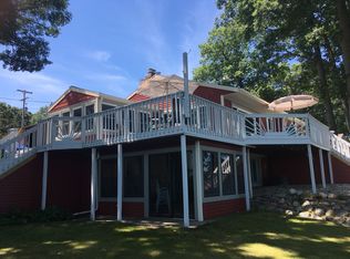 1095 E Hess Lake Dr, Grant, MI 49327
