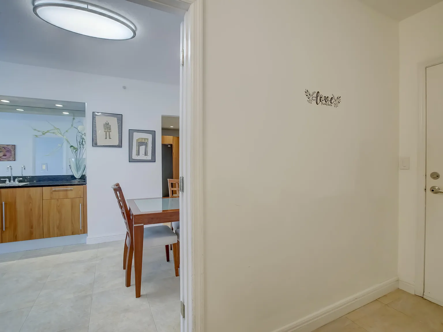 2 bed, 2.0 bath, 1288 sqft, $3,050 — Photo 4