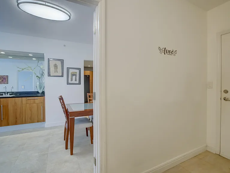 3000 S Ocean Dr #1100 — Photo 4