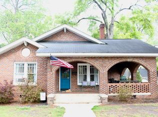 202 Andrews Ave, Greenwood, SC 29646