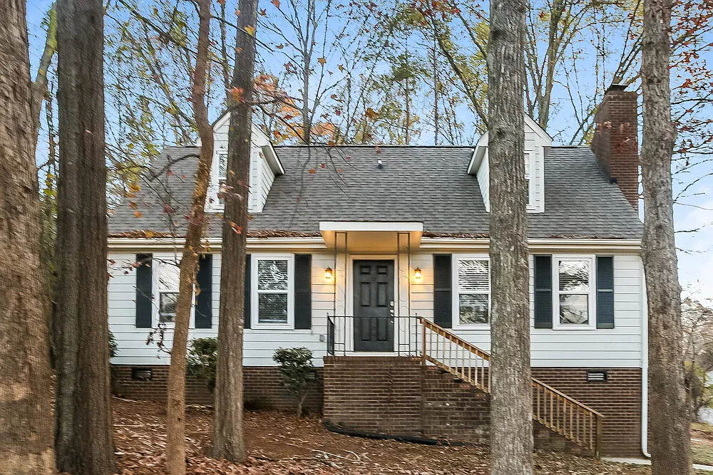 4 bed, 2.0 bath, 1368 sqft, $1,875 — Photo 1