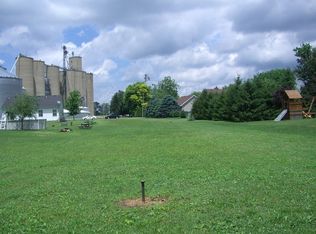 622 Betty St, Earlville, IL 60518